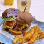 Bliss Burger Hawaii - チーズバーガー