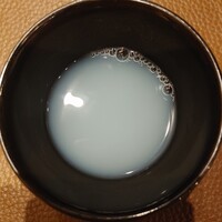 神楽坂 鉄板焼 向日葵 - しじみのお出汁でお腹を温めます