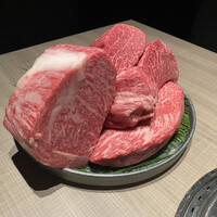 うし松 - この肉質！