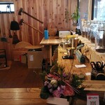 焙煎所 松 - 店内
