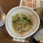 家庭料理居酒屋 よってって - この小鉢がすげ〜旨かった❗️