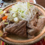 家庭料理居酒屋 よってって - モツ煮アップ！これがトロトロでめっちゃ美味い！
      
      次もこれでいいかなとすら思いました！