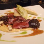 ガストロノミー ジョエル・ロブション - Dec, 2012　イベリコ豚“プルマ”を黒こしょうと共にキャラメリゼ　ポレンタとトリュフのハーモニー