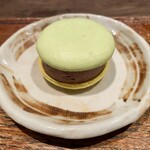 鳥茂 - テオブロマさんの特注冷やしマカロン