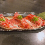 焼肉 牛王 - 肉寿司。980円。