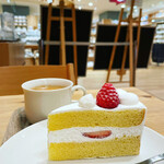 京都 クグロフ家 - いちごのショートケーキ