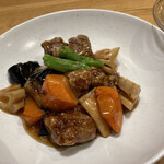 Obonde Gohan - ごろごろ根菜と豚肉の黒酢ソース