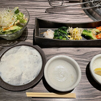 焼肉 べこ亭 たまプラーザ本店 - 