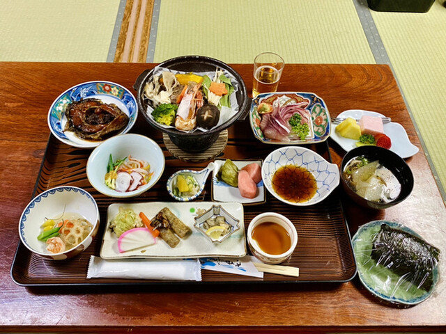 湯舟沢温泉旅館 袖崎 &ndash; 山形で味わう本格和食と温泉リラックス