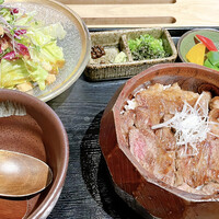 北新地 肉料理 名門 - 