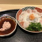 小笹寿し - カワハギのつくり