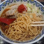 Mensyou sakichi - 濃厚辛味噌ラーメン　680円　麺アップ　