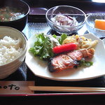 Hanasaka - 鮭定食