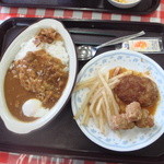 東北大学片平キャンパス北門食堂 - カレー＋ラジ玉とハンバーグ＋から揚げ