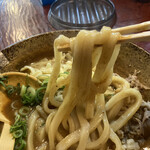 得正 - チーズカレーうどん（麺リフト）