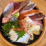 丼くらべ - 特選日替り海鮮丼￥1180
            by masakun 