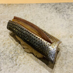 鮨 由う - ・小鰭