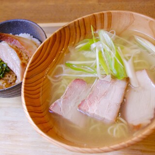 らあめん厨房 どる屋_2