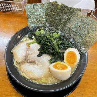 横浜家系ラーメン せんげん家_0