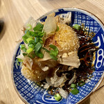 博多串焼 しんべヱ - 肉巻きおにぎり(¥300)