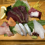 若竹 - 刺身盛り合わせ、これ1人分です。
