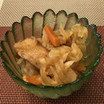 Kafe Go Bangai - サービスの小鉢（切り干し大根の煮物）