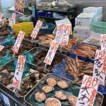 角上魚類 - 店内　鉄板リクエスト　ほたて、ブラックタイガー