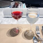 La Brianza - 4種のベリーのキティ(モクテル) おすすめ伺って決めたモクテルは、ワインの雰囲気もありクリスマスシーズンに出していたというお話なるほど、心ときめくような一杯でした☆