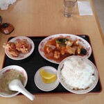 Fukurin - 日替りランチB酢豚＋唐揚（２コ）定食ご飯大盛り