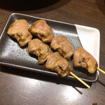 三酉屋 - はつ塩165円