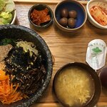 韓国料理 ホンデポチャ - 蟹味噌石焼ビビンバセット