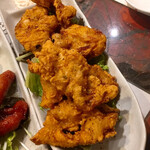 箱根かれー 心 - 鶏の唐揚げ800円