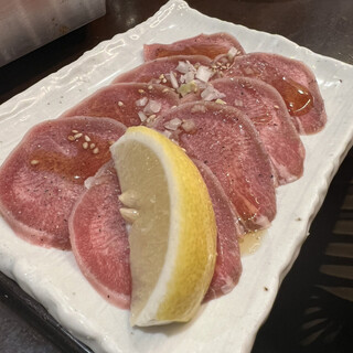 新鮮ホルモン ランボー_2