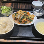 珉珉 - 肉味噌とニラの卵炒め 700