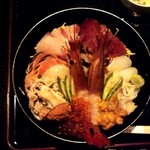 海鮮問屋 村上水産 鮮魚部 - 特上海鮮丼（アップ）