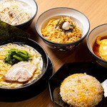 Yokohama Ie Kei Ramen Kokoro Ya - セットA（丼ものセット）ラーメン+お好きな丼（ネギチャ丼、チャマヨ丼、ミニ天津飯、半チャーハン）