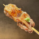 炭焼 おかげさん - 伊勢赤鷄の抱き身セセリ