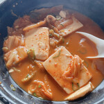 韓国カルビ丼とスンドゥブ 洞山 - キムチスンドゥブ
