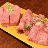 黒毛和牛焼肉 虎斑 北新地店 - 