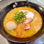 横浜中華そば 維新商店 - 