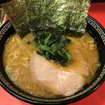 横浜家系ラーメン 内田家 - 