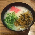 広島魁 山豊 - ラーメン屋の辛子高菜を うまかっちゃんに入れて食べました(2022.1月)