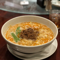 個室中華 頤和園 溜池山王店 - 