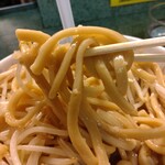 ラーメン二郎 - この麺ﾓﾁﾓﾁなんだ！