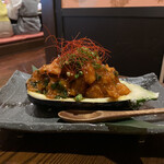 Izakaya Hachimaru - 米なすの鶏ももピリ辛味噌炒め。米なすは金沢産です。