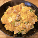 れだん - 名物こだわりのふわとろ親子丼