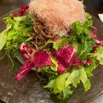 荒井屋 - 胡麻香る揚げじゃこと豆腐のサラダ