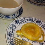 TAPiR さつま芋タルトと豆乳マサラティ