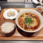 Col Bleu - 酸辣湯麺セット 1200円
