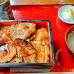 Sumibiyaki Butadon Kashiwaya - 